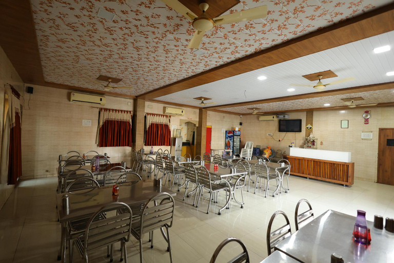 Restaurant 3, Hotel Royal Raj, Rajkot