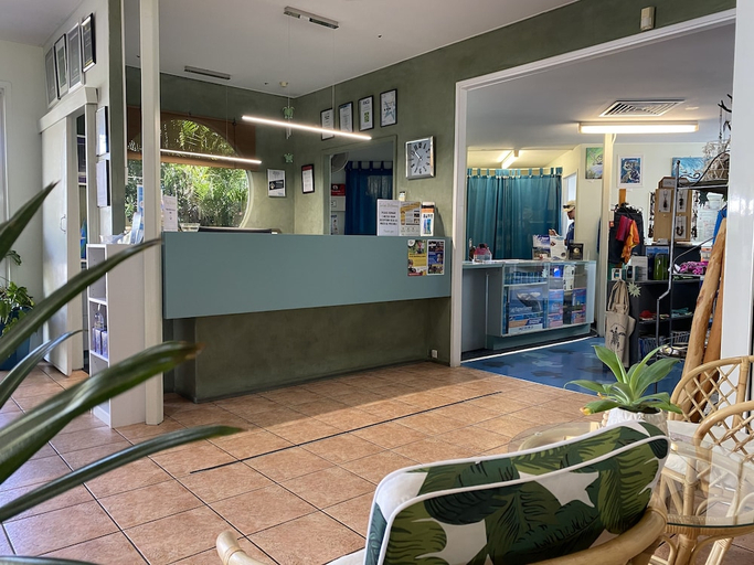 Public Area, Kellys Beach Resort, Burnett - Pt A