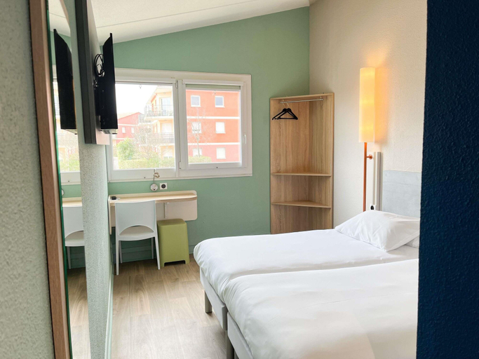 Bedroom 2, ibis budget Alès Saint Christol, Gard