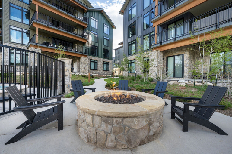 Terrace/patio, Ski Idlewild 1 Bedroom Condo by RedAwning, Grand