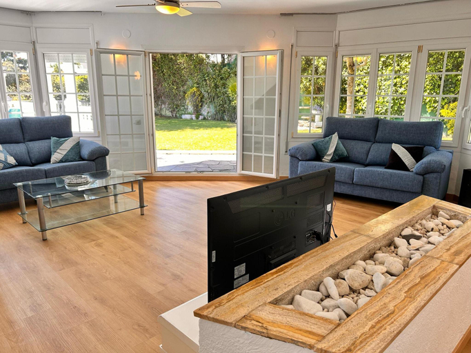 4, Villa in Blanes With Pool and Sea Views, Girona