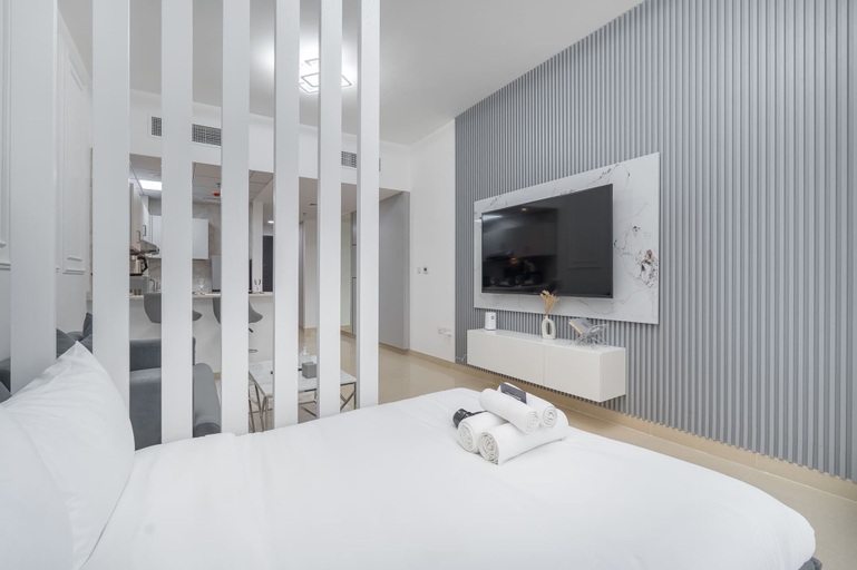 Room 4, Incredible Studio in Jumeirah Village Circle, Dubai
