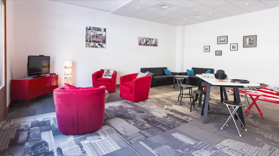 Living room 2, Apartment in Sainte-foy With Ski Access, Savoie