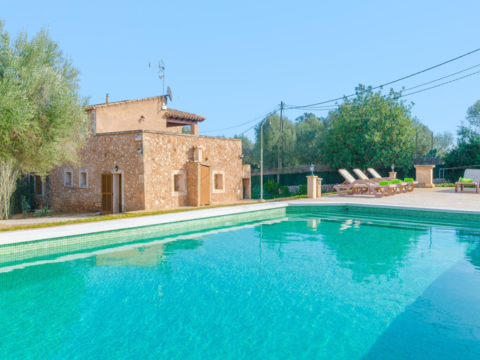 Sport & Beauty 4, Es Figueral - Villa With Private Pool In Campos, Baleares