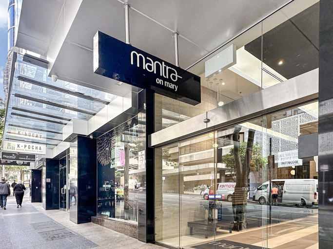 Exterior detail, Brisbane CBD Stay With Pool & Gym Access, Brisbane