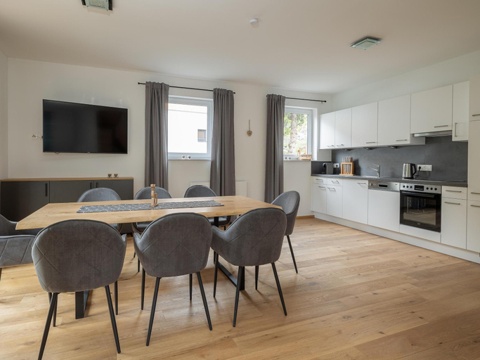 3, Chalet in Turracher Hohe with Ski Slope Access, Feldkirchen