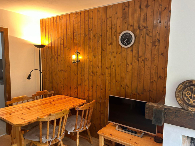 3, Modern apartment near ski area, Conthey