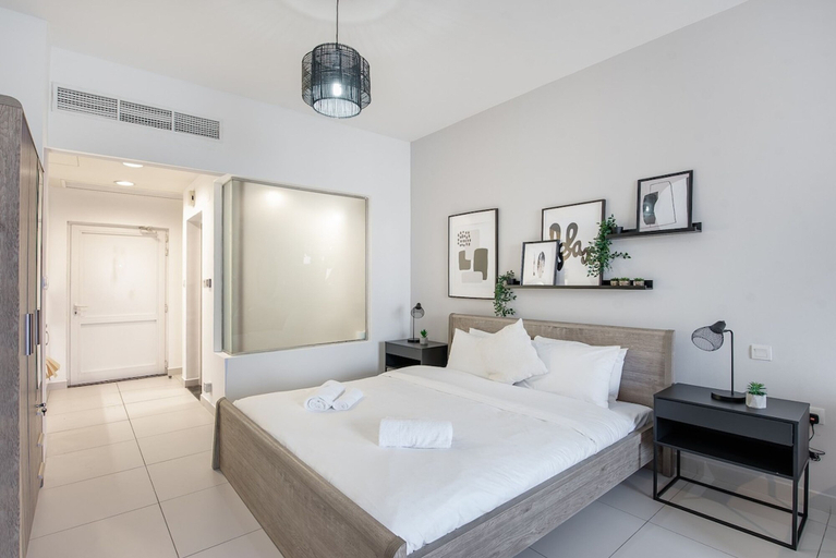 Room 5, Tranquil Studio With Unmatched Ocean Views in Palm, Dubai