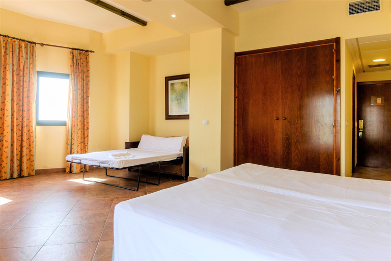 Bedroom 4, ALEGRIA Colonial Mar Aquafun, Almería