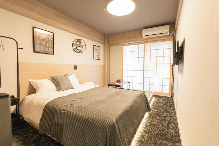Primary image, b&Kuromon2, Osaka