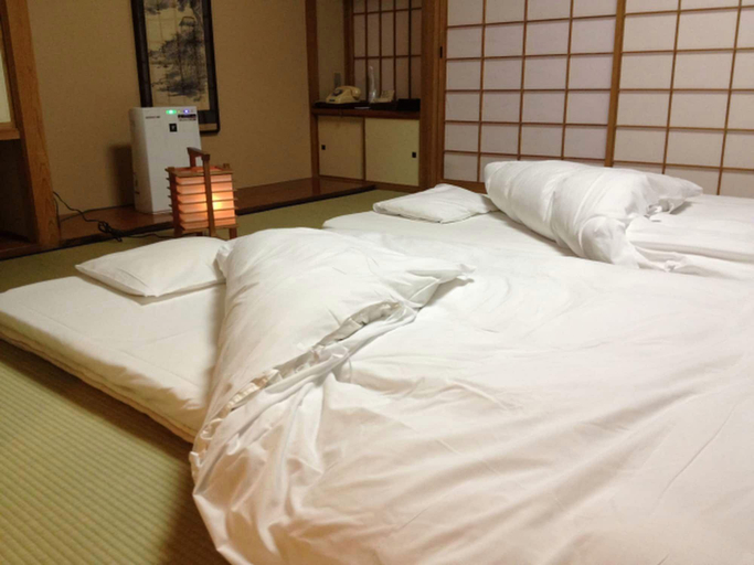 Bedroom 3, Noboribetsu Grand Hotel, Noboribetsu