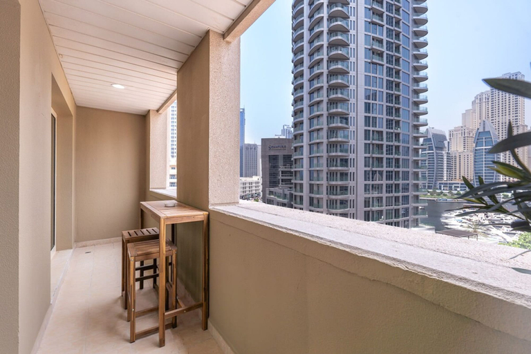Room 2, Charming and Cozy 2BR Stay in Dubai Marina, Dubai