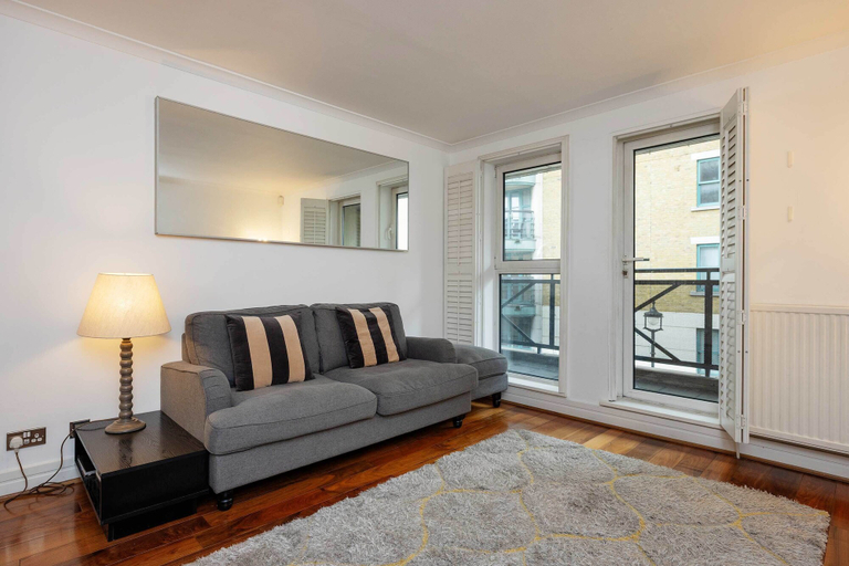 Others 5, At Home in Marylebone, London