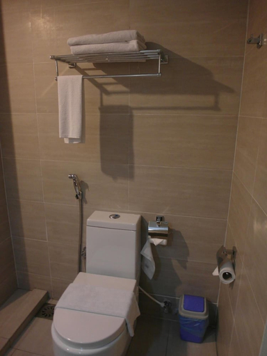 Bathroom 4, Hotel French Ipoh, Kinta