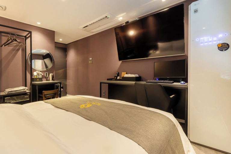 Room 3, AVENUE S HOTEL, Siheung