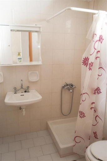 Bathroom, Prinos Apartments, Crete