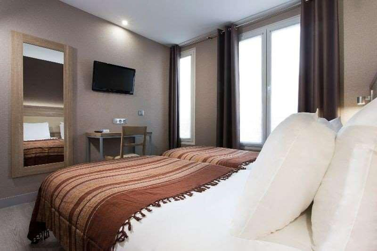 Bedroom 3, Hôtel des Pavillons, Paris
