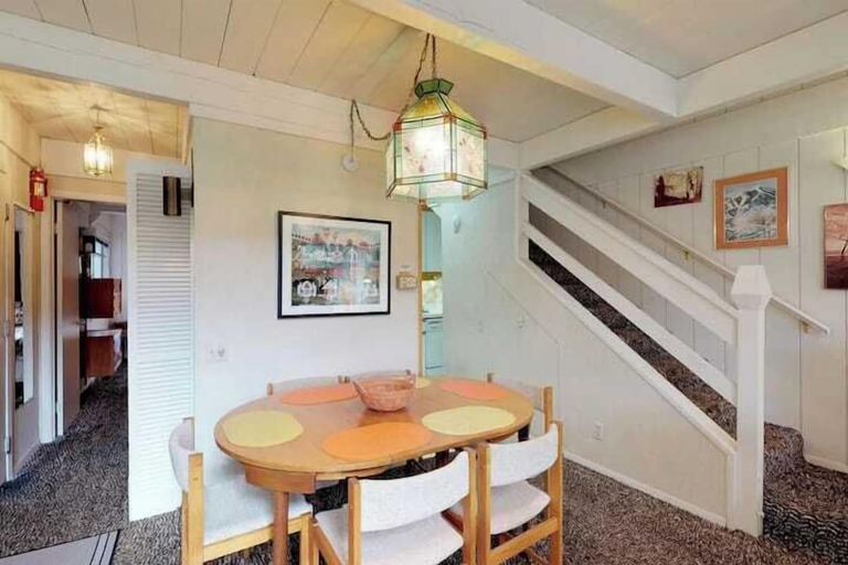 Interior 3, Retro 3BD Sun Valley Condo + Free Resort Amenities!, Blaine