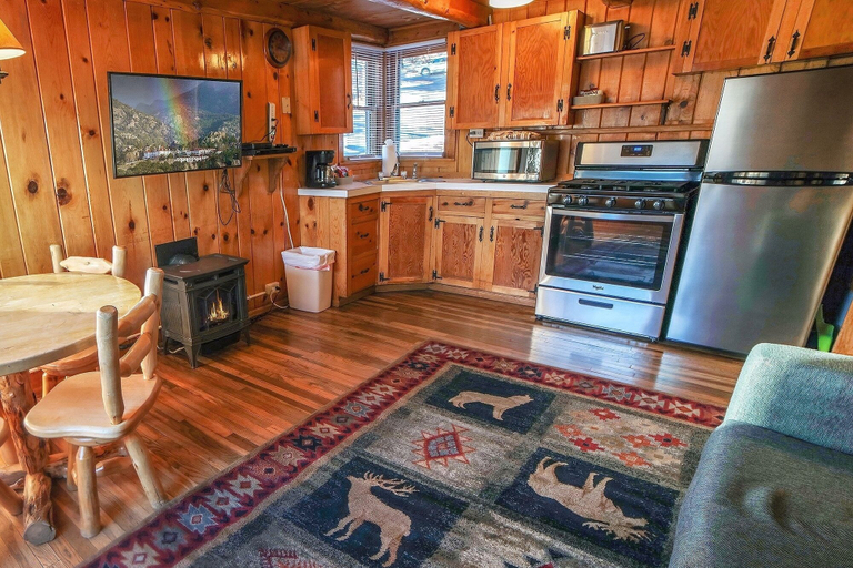 Private kitchen, Lazy R Cottages: 3 1 Bedroom Cabin, Larimer
