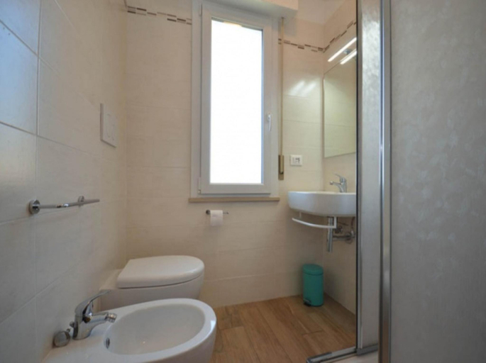 Bathroom, Modern house in a stylish residence, Venezia