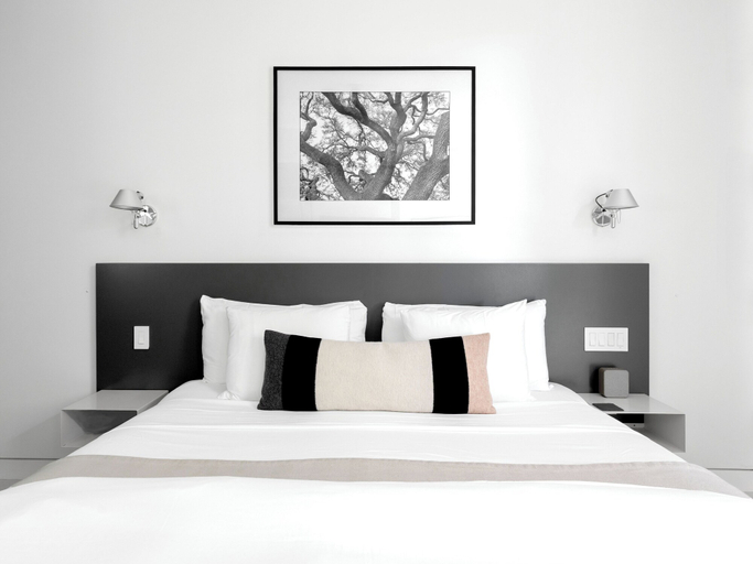 Bedroom 2, Frame Hotel - Treehouse, Travis