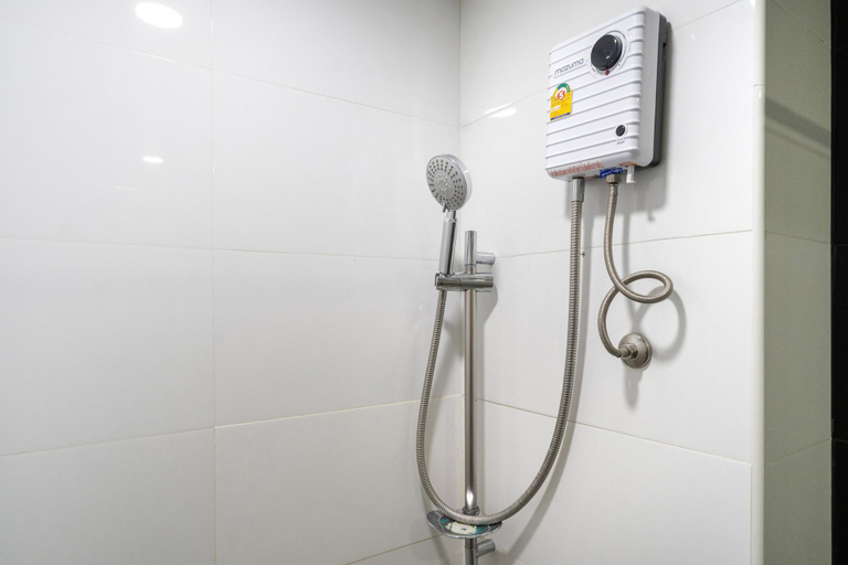 Bathroom 4, Ozone Kata Condo - great location, rooftop pool, Pulau Phuket