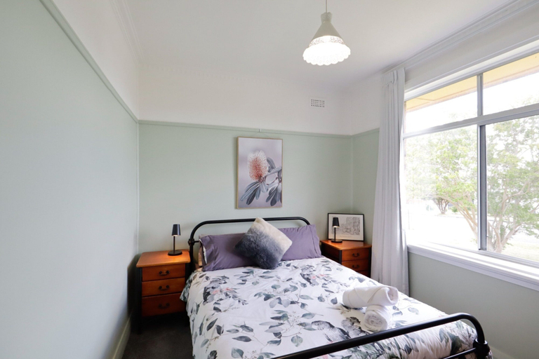 Room 5, Cosy Sun-Filled Cottage, Tenterfield