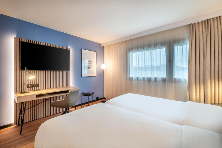 Bedroom 3, Radisson Hotel Paris Le Bourget, Val-d'Oise
