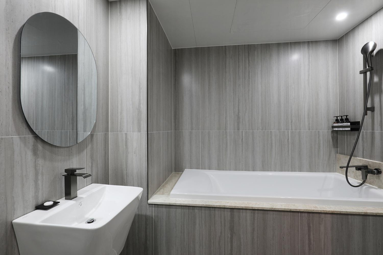 Bathroom 3, Brown-dot Hotel Paju Heyri, Paju