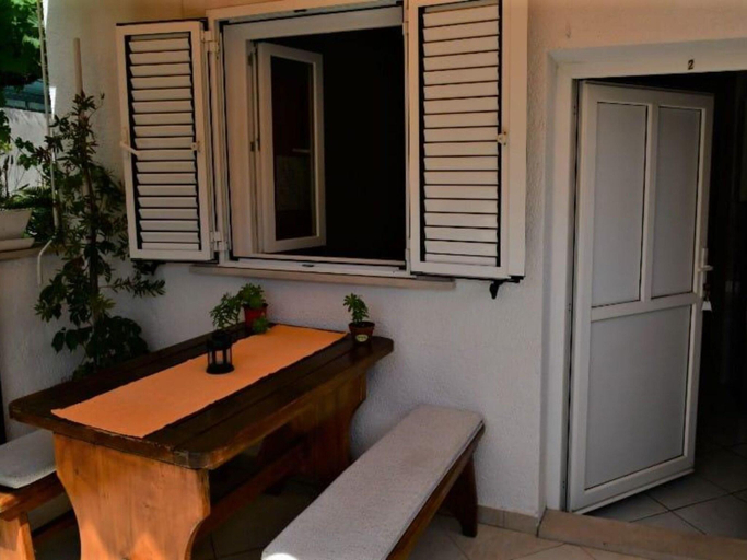 Others 5, Central Studio Apartments & Dormitory Rooms, Supetar