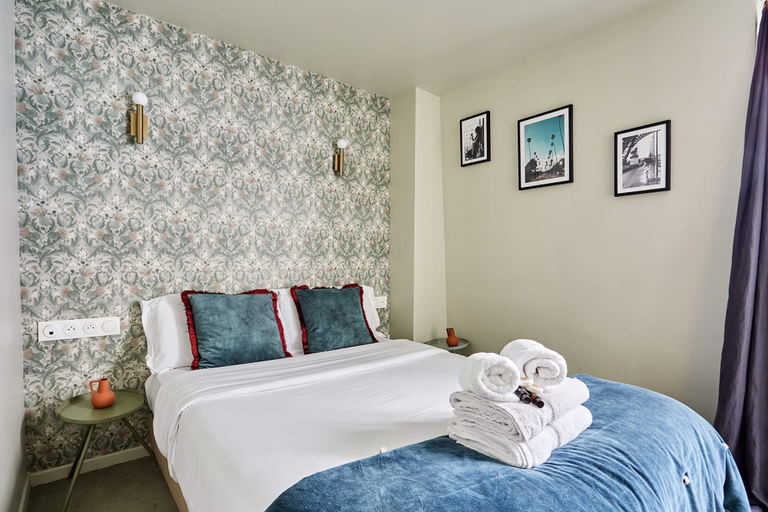 Bedroom 2, Charming Studio in the Center of Paris, Paris