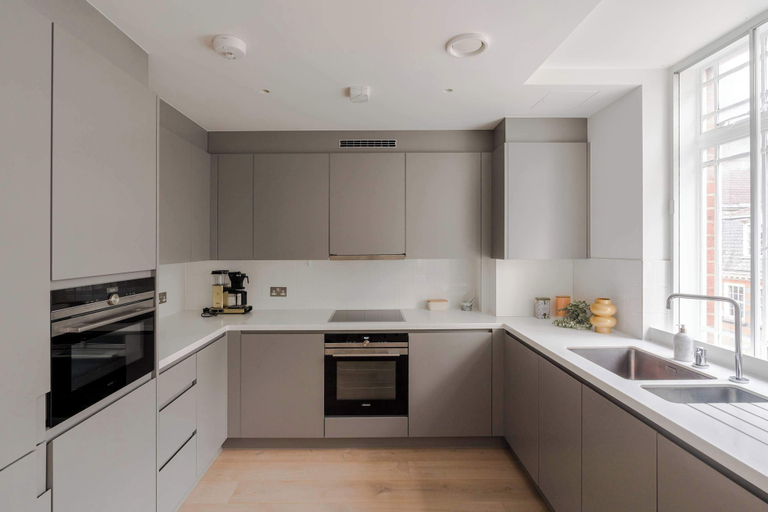Room 3, The Portland - Marylebone - by Frankie, London