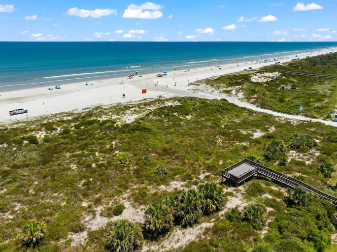Room 5, Direct Ocean View Steps to Beach Modern Updates, Saint Johns