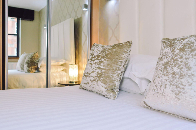 Bedroom 2, Posh Pads Liverpool One Apart-Hotel, Sefton