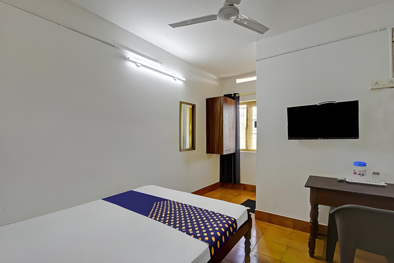 Bedroom 2, VINAYAKA TOURIST HOME, Kozhikode