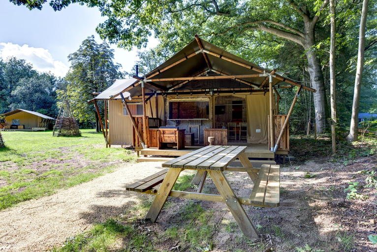 Exterior & Views 2, Glamping Tent in Tranquil Park, Dalfsen