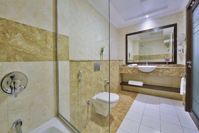 Bathroom 4, Gateway Hotel, Dubai