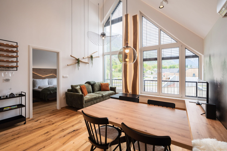 Room 4, So a Valley Suites - Superior Apartment 28, Bovec