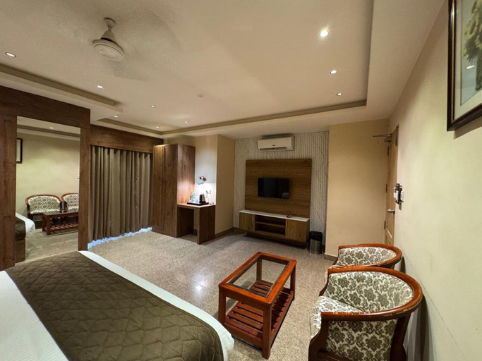 Room 5, Ceylon Bake House Woodland Junction, Ernakulam