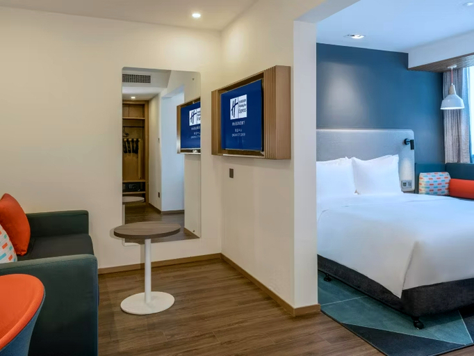 Bedroom 5, Holiday Inn Express QINGDAO DOWNTOWN by IHG, Qingdao