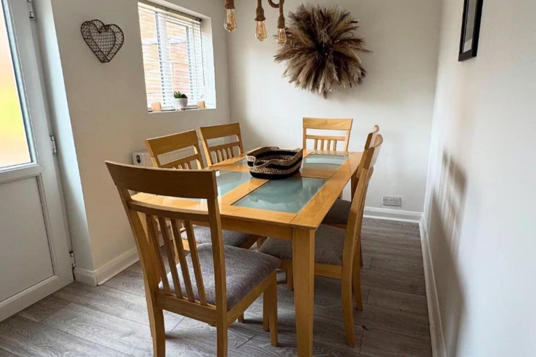 Dining 2, Cottage - Sleeps 4 - Pets Ok - Garden - Parking, Cheshire West and Chester