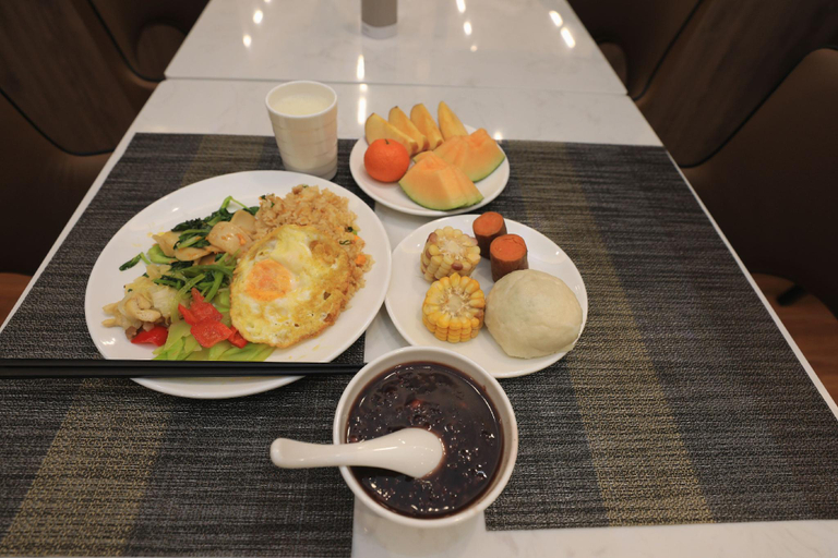 Food & Drinks 5, GreenTree Eastern Hotel Anhui Xuancheng Guangde Laoshizi Street, Xuancheng