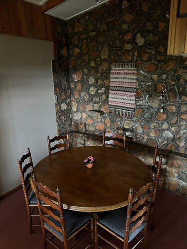 Room 3, Three Bedroomed House in Juliasdale - 2192, Nyanga