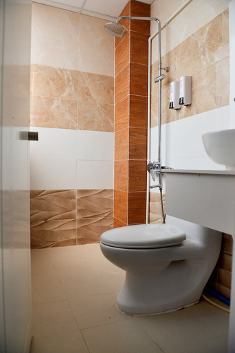 Bathroom 2, King Apartment, District 1