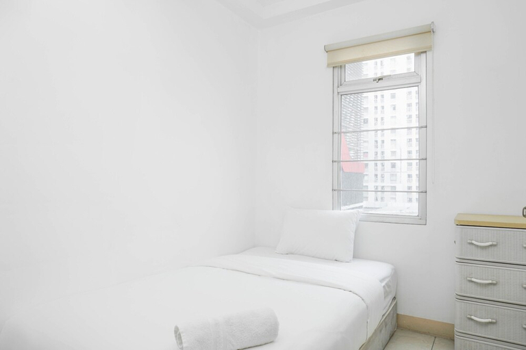 Bedroom 2, Spacious 2BR Green Bay Pluit Apartment, North Jakarta