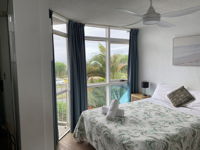 Bedroom 2, Northpoint Holiday Apartments, Maroochy - Mooloolaba