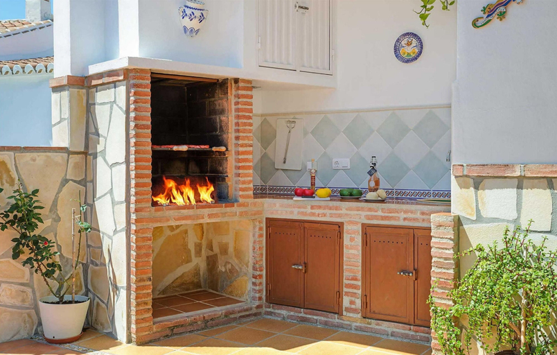 BBQ/picnic area 2, Casa La Era in Frigiliana, Málaga