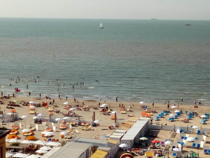 4, Flat in Blankenberge by Marina and Beach, West-Vlaanderen