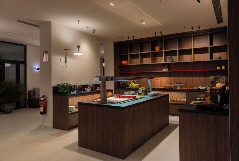 Food & Drinks 5, Hotel California, Barcelona
