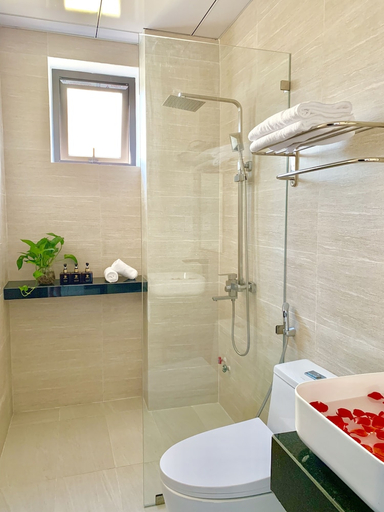 Bathroom, Tropical Sands Villa, Da Nang